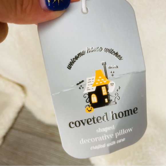 Large 16 inch ghost plush throw pillow weighted Sherpa material Halloween fall - Picture 8 of 9